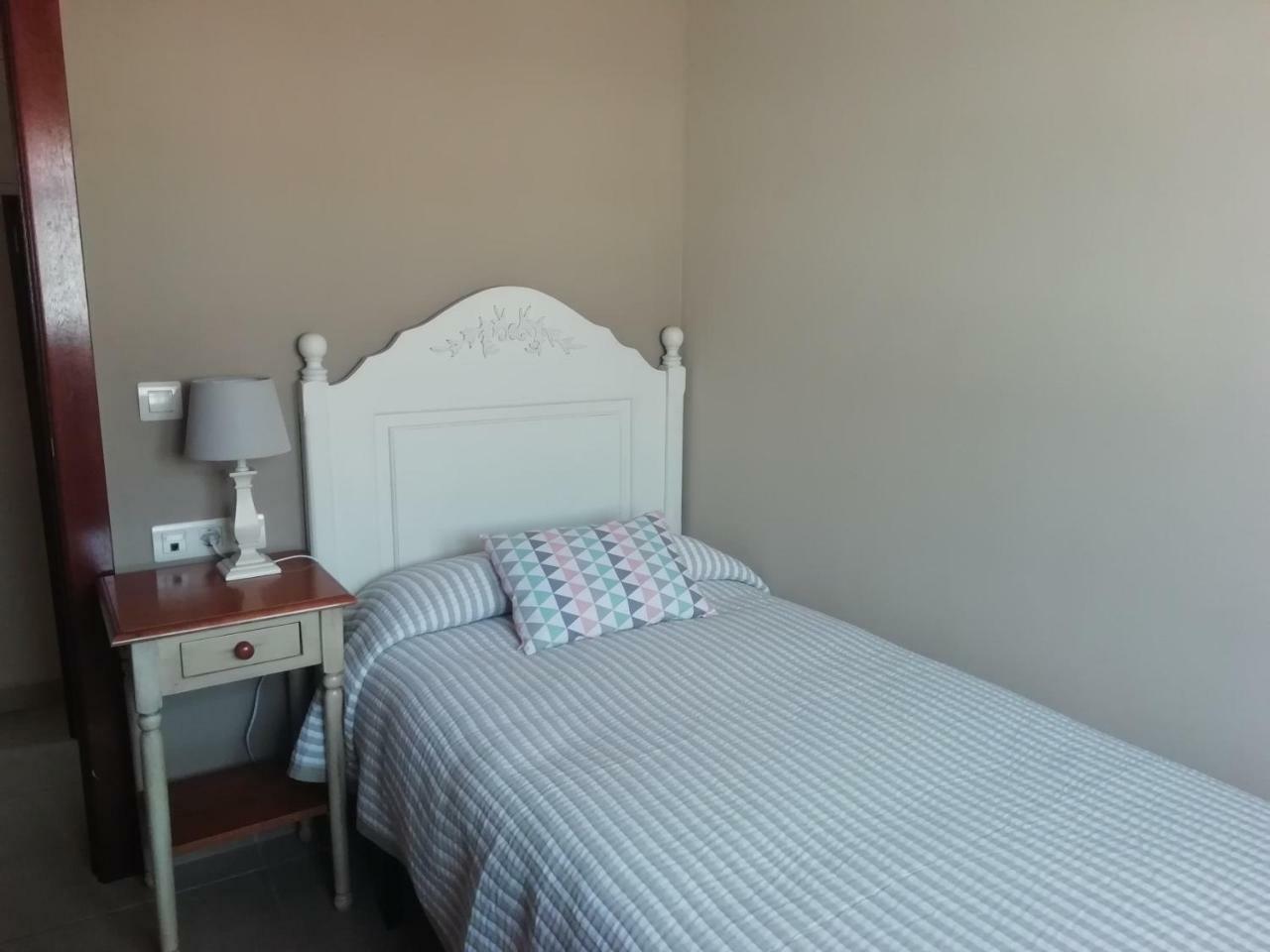 Apartamentos La Marina Ribadesella Extérieur photo